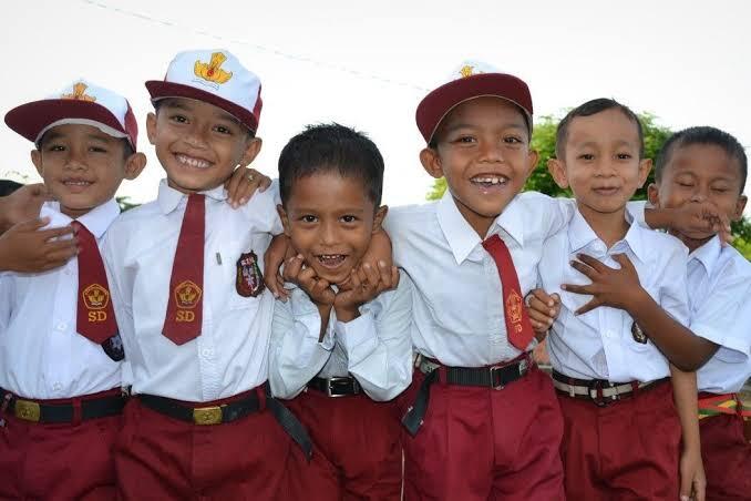 &#91;Nostagila&#93; Kelakuan Barbar Jaman Sekolah Yang Bikin Kita Ngakak Mengingatnya 