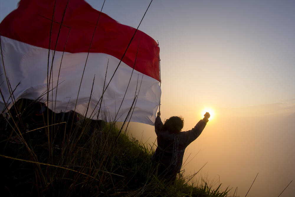 Kepada Siapa Lagi Hati Ini Mendekap Kalau Bukan Kepadamu, Indonesia