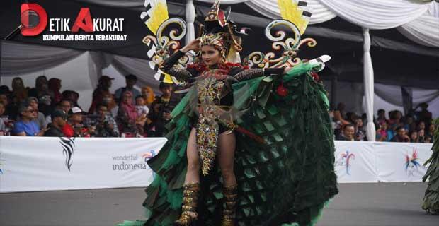 Cinta Laura Kaget Dicibir Masyarakat Karena Busana di JFC