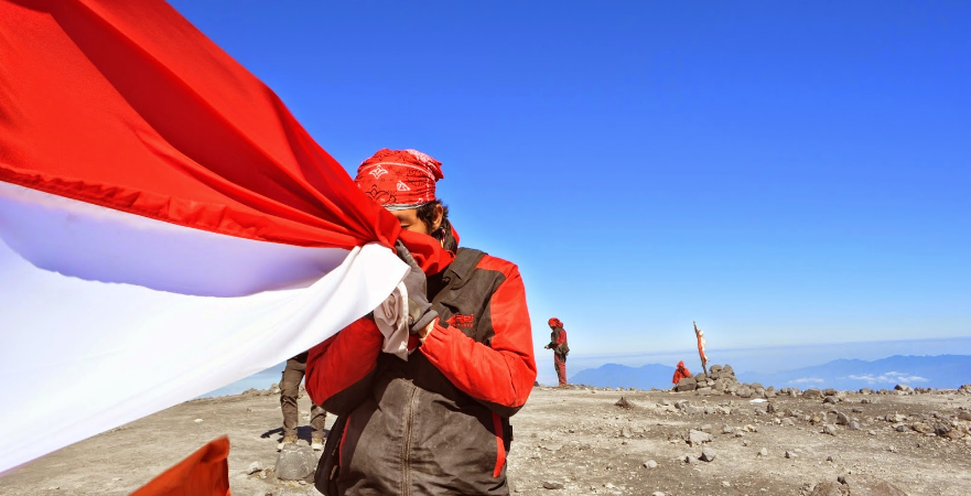 Semakin Bangga Dengan Melihat Bangsa Indonesia Dari Dekat !