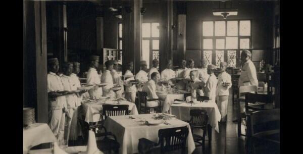 7 Fakta Rijsttafel, Gaya Makan Ala Masyarakat Kolonial yang Mewah