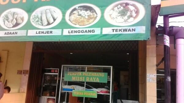 Rekomendasi 7 Tempat di Jakarta untuk Menikmati Lezatnya Pempek