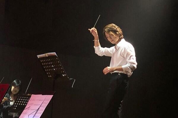 10 Potret Jung Kyung Ho, Komposer di When the Devil Calls Your Name