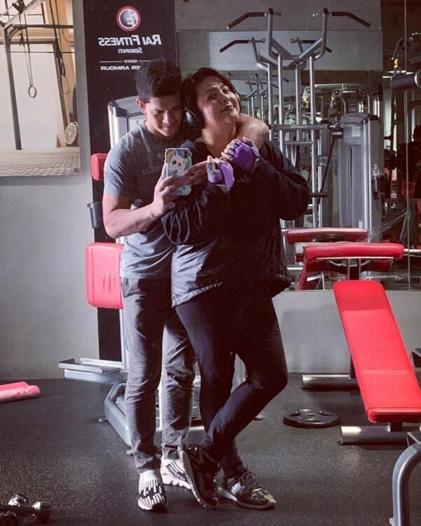 10 Potret Audy Item dan Iko Uwais Ketika Nge-Gym Bareng, Serasi Abis!