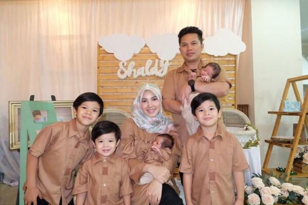 Ibu Idaman, 10 Potret Perjuangan Ratna Galih Merawat Kelima Buah Hati