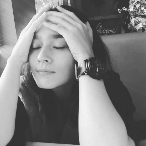 13 Potret Awet Muda Ine Febriyanti, sang Nyai Ontosoroh Bumi Manusia