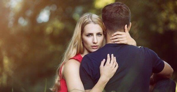 5 Alasan Kalau Bucin & Terlalu Cinta dalam Hubungan Itu Gak Baik