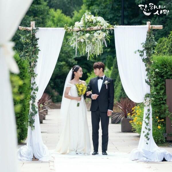 9 Adegan Menikah di KDrama Paling Ikonik, Romantis Hingga Kocak!