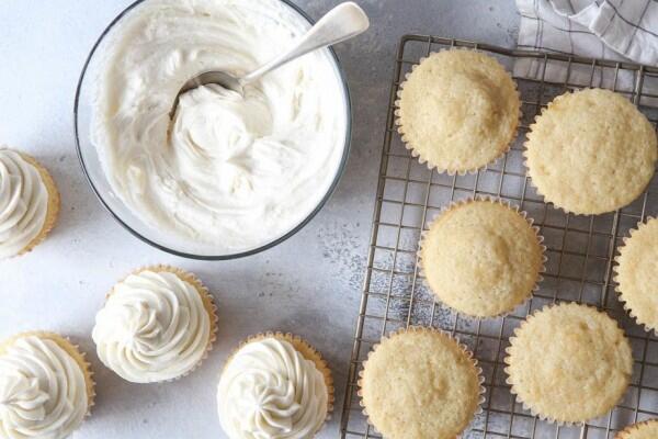 7 Cara Membuat Buttercream yang Legit, Bikin Kuemu Jadi Lebih Nikmat