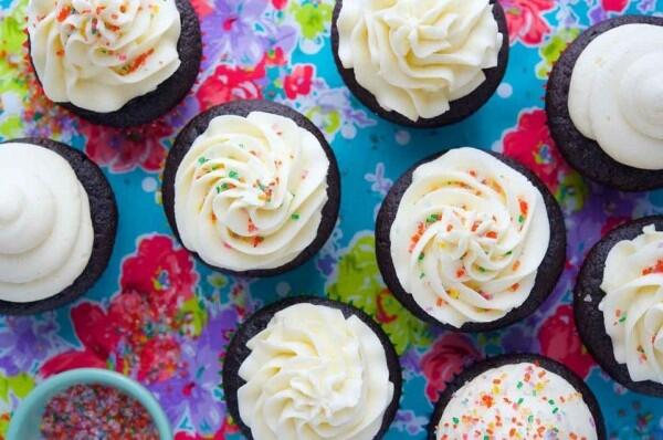 7 Cara Membuat Buttercream yang Legit, Bikin Kuemu Jadi Lebih Nikmat