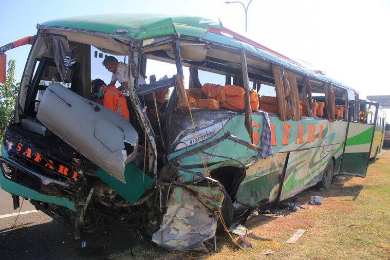 Menguak Misteri Tol Pencari Tumbal dan Bus Berpenumpang Setan Bersama Mbah Mijan