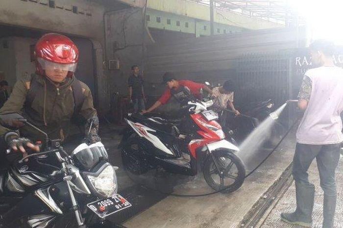 Inilah Tempat Cuci Motor Paling Murah Se Indonesia, Cuma 5 Ribu!