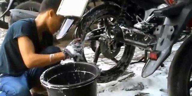 Inilah Tempat Cuci Motor Paling Murah Se Indonesia, Cuma 5 Ribu!