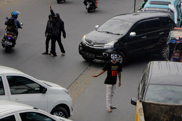 Meresahkan, Pak Ogah di Bintaro Kerap Remas Payudara Pemotor Wanita