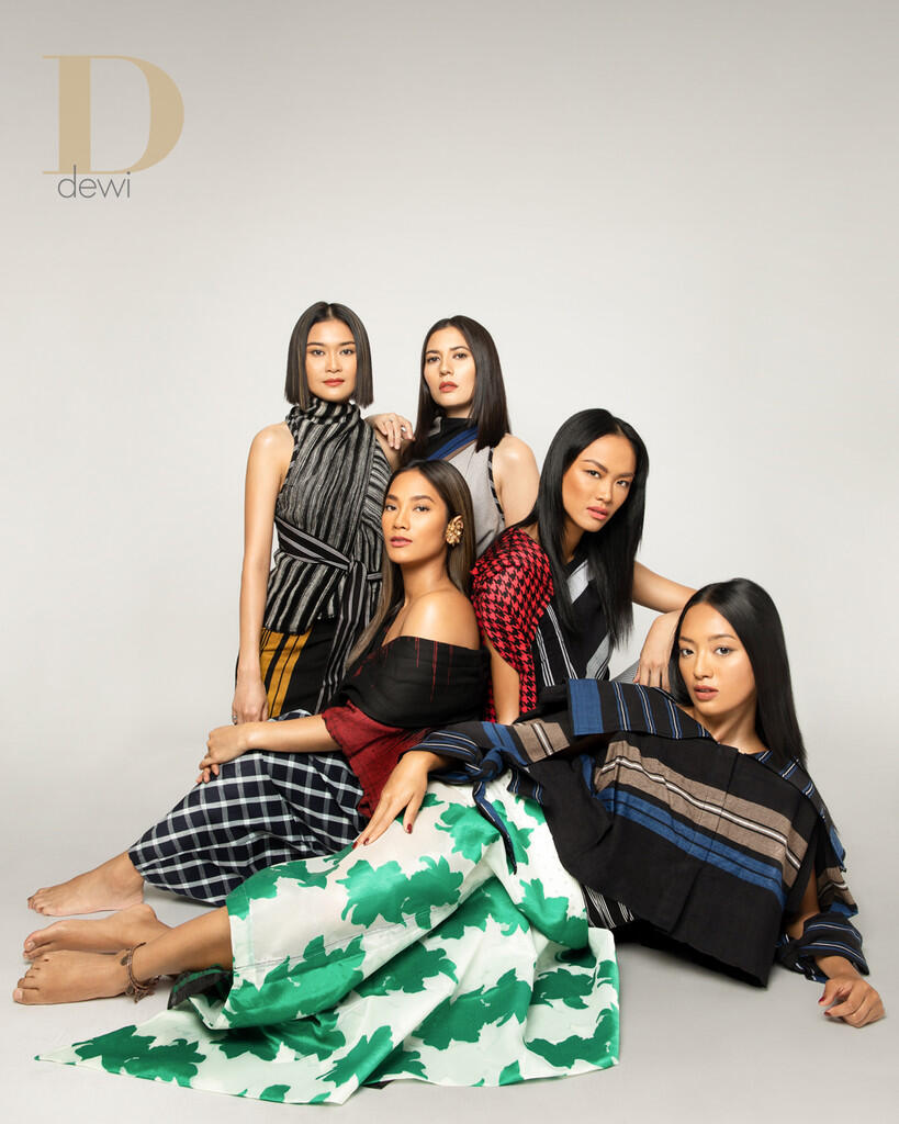 Jelang Tanggal Rilis, Para Perempuan Gundala Berpose Elegan di Sampul Majalah Mode