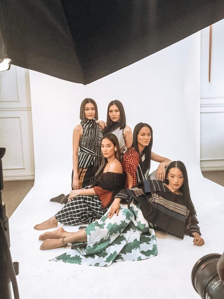 Jelang Tanggal Rilis, Para Perempuan Gundala Berpose Elegan di Sampul Majalah Mode