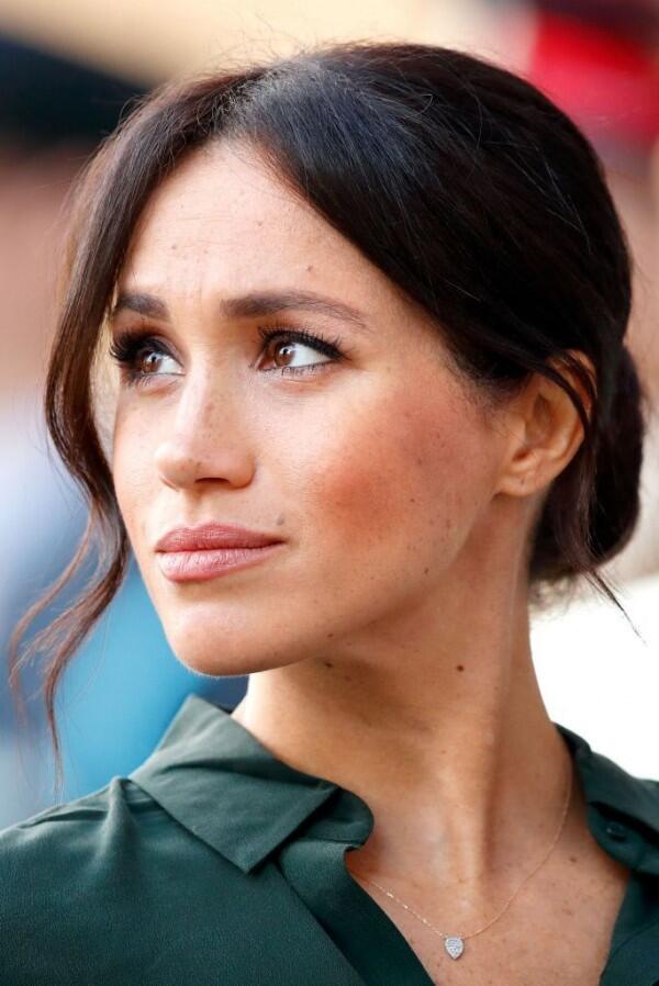 6 Gaya Rambut ala Meghan Markle yang Simple & Elegan, Berani Coba?