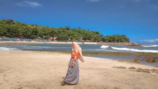 Gak Hanya Gunung, 5 Pantai di Garut Ini Recommended Juga Lho!
