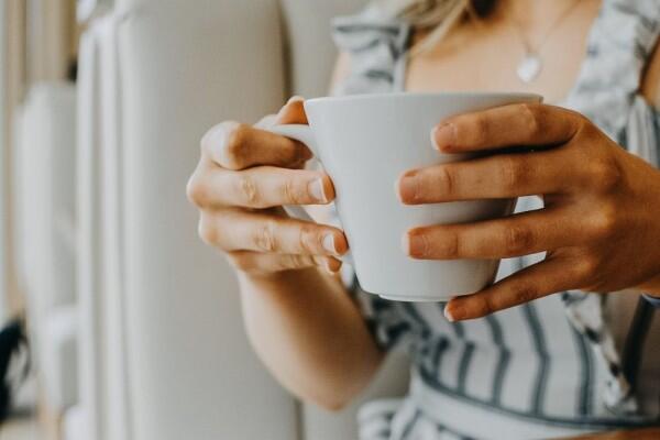 Bukan Gerah Cuma Suhu Kamar, Ini 10 Alasan Kamu Berkeringat saat Tidur