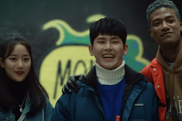 10 Potret Han Hyun Min, Model Keturunan Nigeria di KDrama Hip Hop King