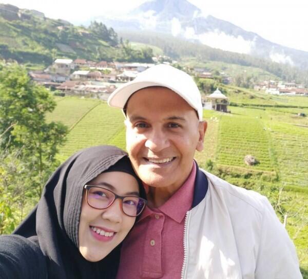 10 Pasangan Artis yang Bercerai Setelah 10 Tahun Lebih Hidup Bersama