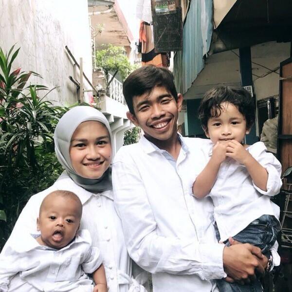10 Kebersamaan Dede Sunandar & Anak Bungsu yang Idap Penyakit Langka