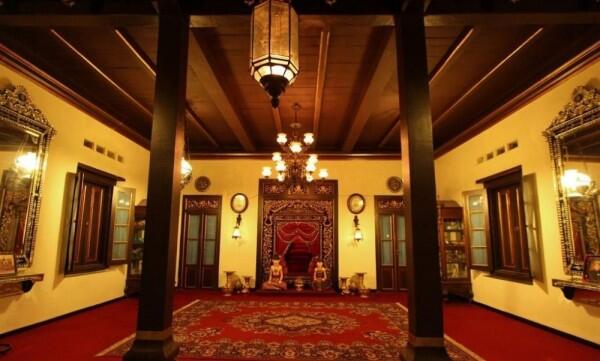 10 Hotel Murah di Solo yang Desainnya Unik dan Gak Bikin Bokek!