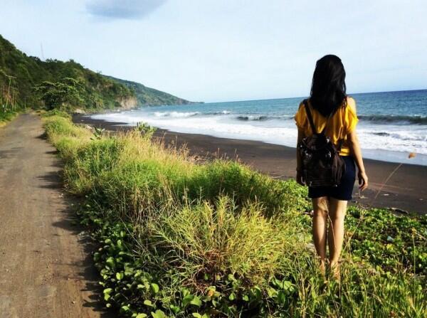 5 Pantai Terbaik Dengan Hamparan Pasir Hitam Di Ende Flores