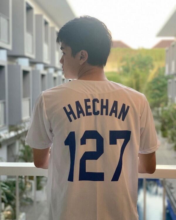 10 Potret Aktor Muda Naufal Azhar yang Ternyata Fanboy KPop, Gemes!
