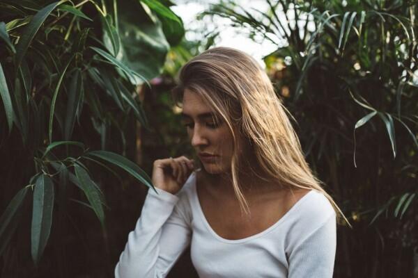 5 Cara Menghadapi Pasangan yang Emosi Agar Tetap Tenang
