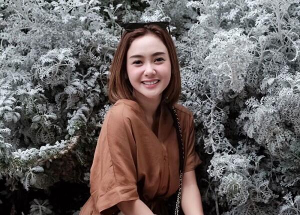 Pilih Menikah Muda, Sayangnya Pernikahan 6 Artis Ini Tak Bertahan Lama