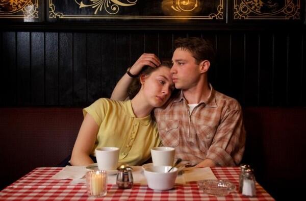 5 Pesan tentang Cinta yang Bisa Diambil dari Film Brooklyn