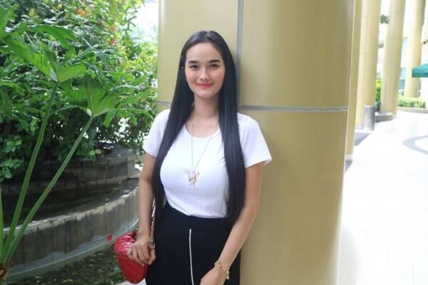 Perut Makin Besar, Intip 10 Potret Kehamilan Kedua Faby Marcelia