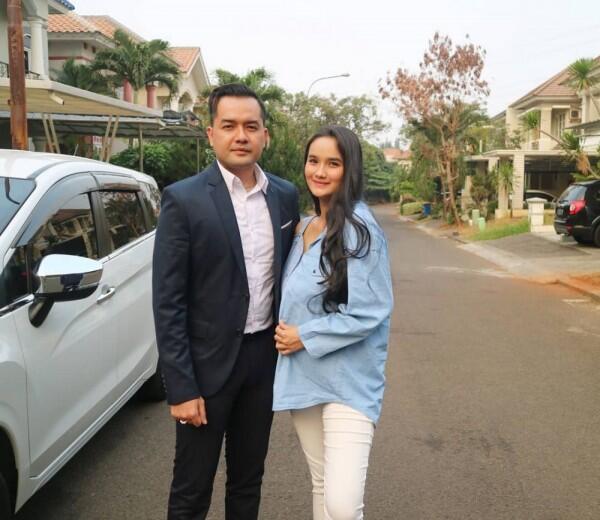 Perut Makin Besar, Intip 10 Potret Kehamilan Kedua Faby Marcelia