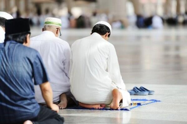 Niat, Tata Cara, dan Hal-hal yang Disunahkan Saat Salat Iduladha