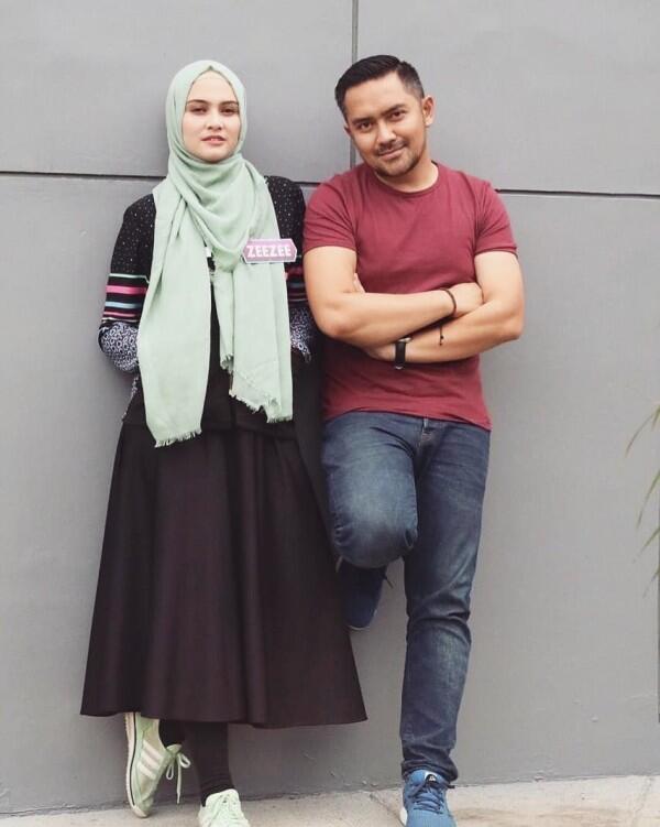 10 Artis Indonesia ini Jarang Ekspos Kebersamaannya Bareng Pasangan