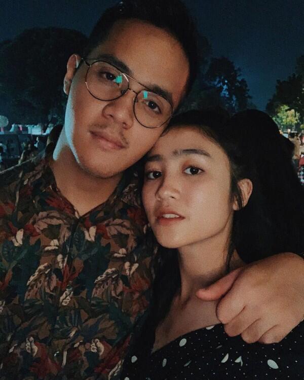 10 Artis Indonesia ini Jarang Ekspos Kebersamaannya Bareng Pasangan