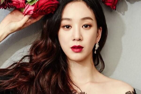 10 Potret Menarik Jung Ryeo Won yang Siap Comeback di KDrama Baru
