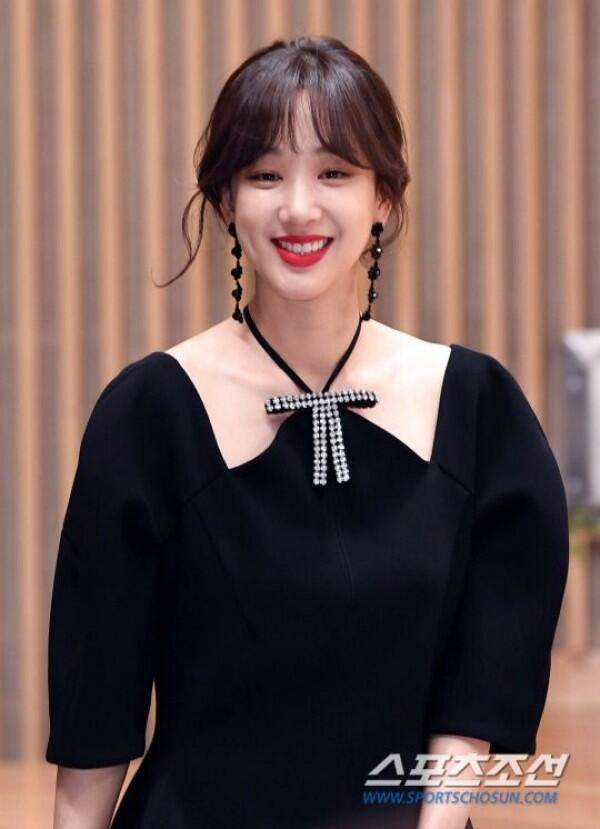 10 Potret Menarik Jung Ryeo Won yang Siap Comeback di KDrama Baru