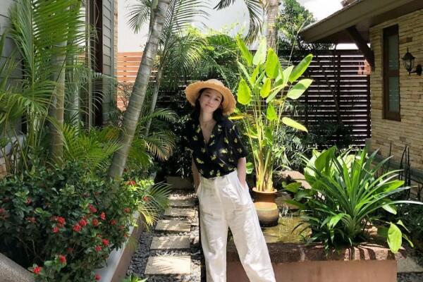 Simpel & Menawan, 10 Inspirasi OOTD ala Kang Min Kyung Davichi!