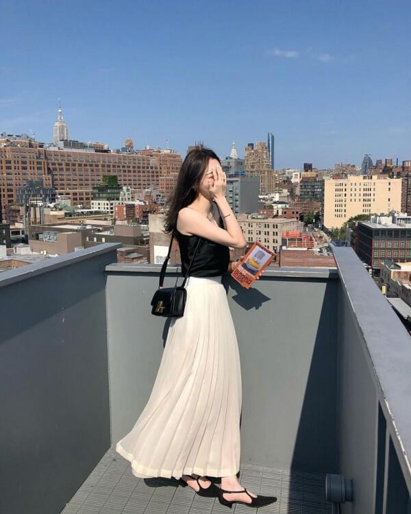 Simpel & Menawan, 10 Inspirasi OOTD ala Kang Min Kyung Davichi!