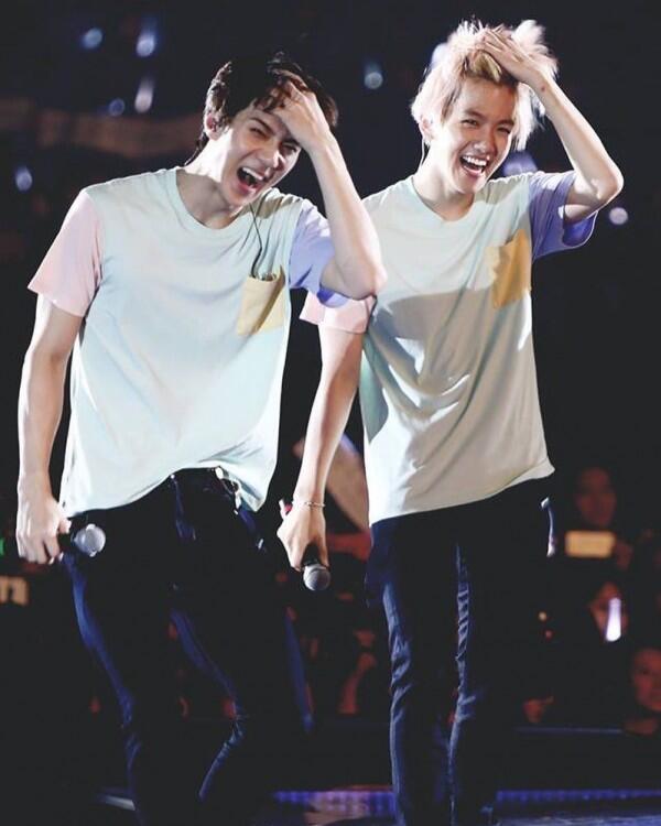 Kompak Bak Saudara, 8 Potret Persahabatan Sehun & Baekhyun EXO!