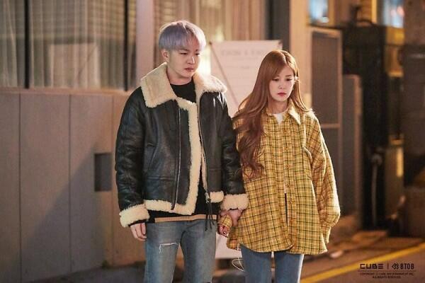 Jauh dari Gosip, 11 Potret Keakraban Changsub BTOB dan Chorong Apink