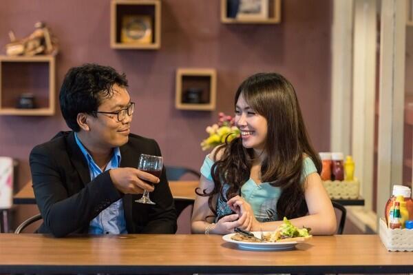 7 Tips Sederhana untuk Membuat Pacar Kamu Bahagia