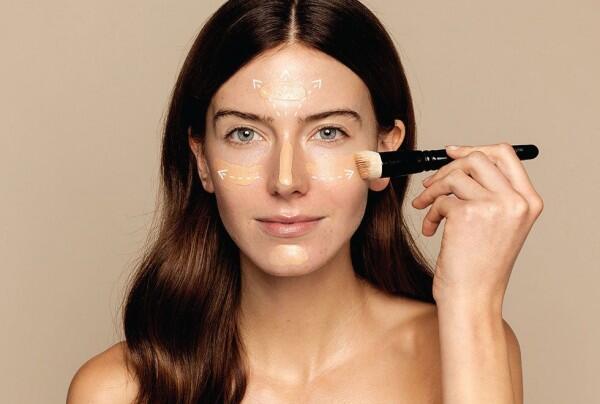 5 Tips Mengaplikasikan Foundation agar Makeup Lebih Sempurna