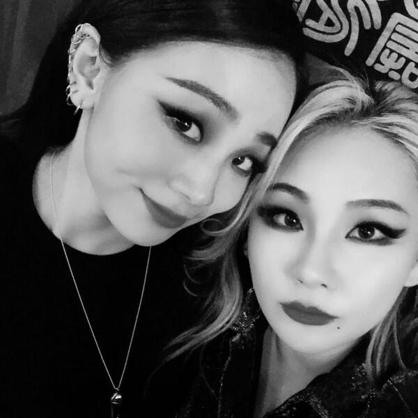 Bak Kembar! 9 Potret Sibling Goals CL dan Sang Adik Lee Ha Rin