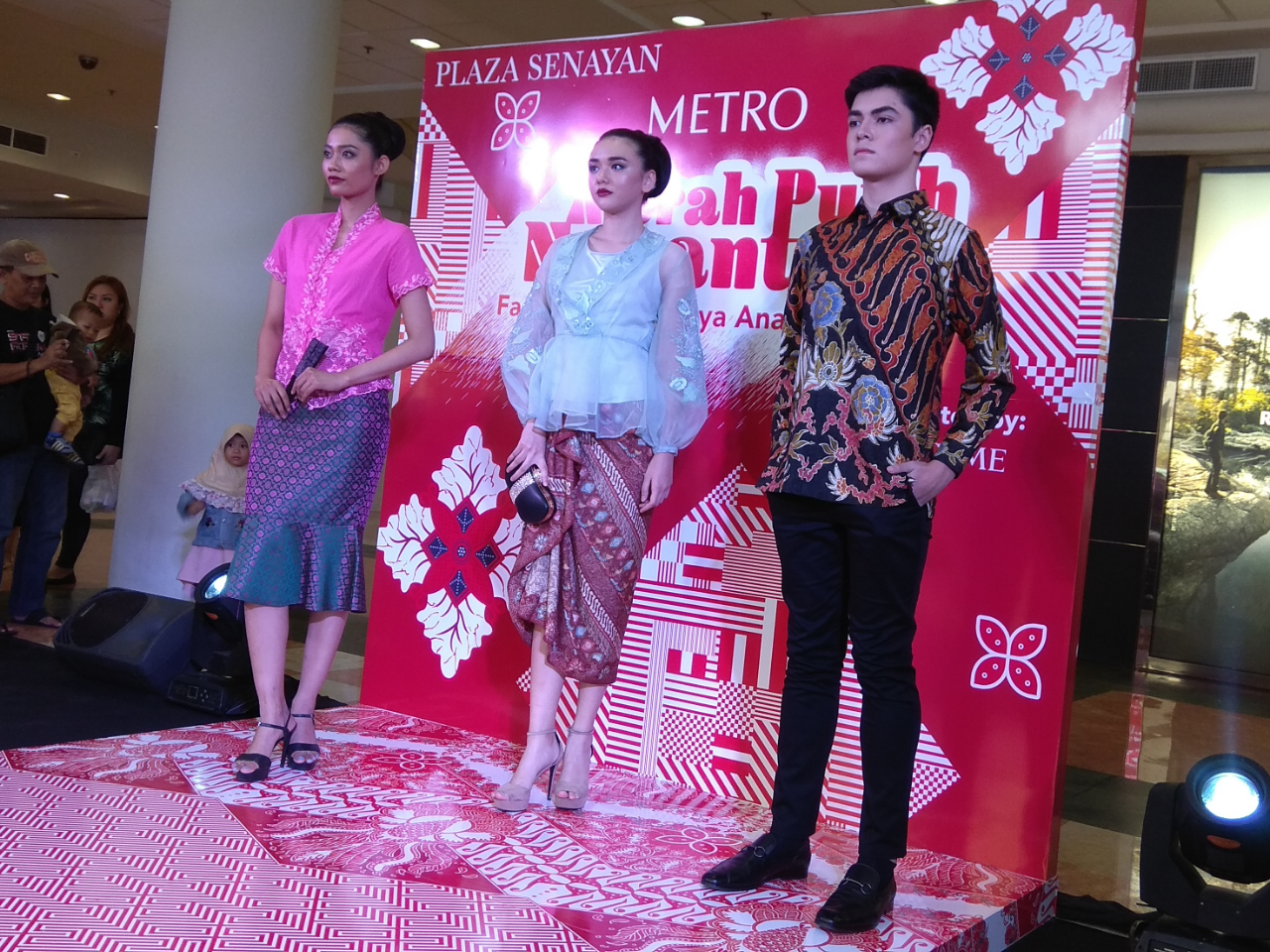 METRO ”MERAH PUTIH NUSANTARA" 2019, Koleksi Karya Anak Bangsa Menyambut HUT RI ke-74.