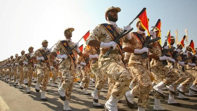 Garda Revolusi Iran Laporkan Bentrokan Berdarah di Perbatasan Barat