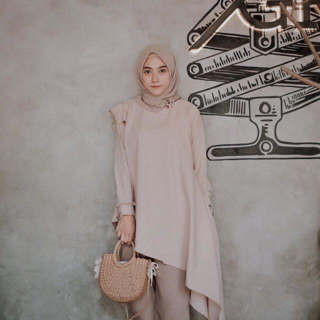 Fashion Hijab Wanita Style Kekinian Terbaru