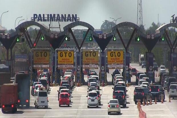 H-1 Lebaran, Gerbang Tol Cipali Arah Jateng Padat